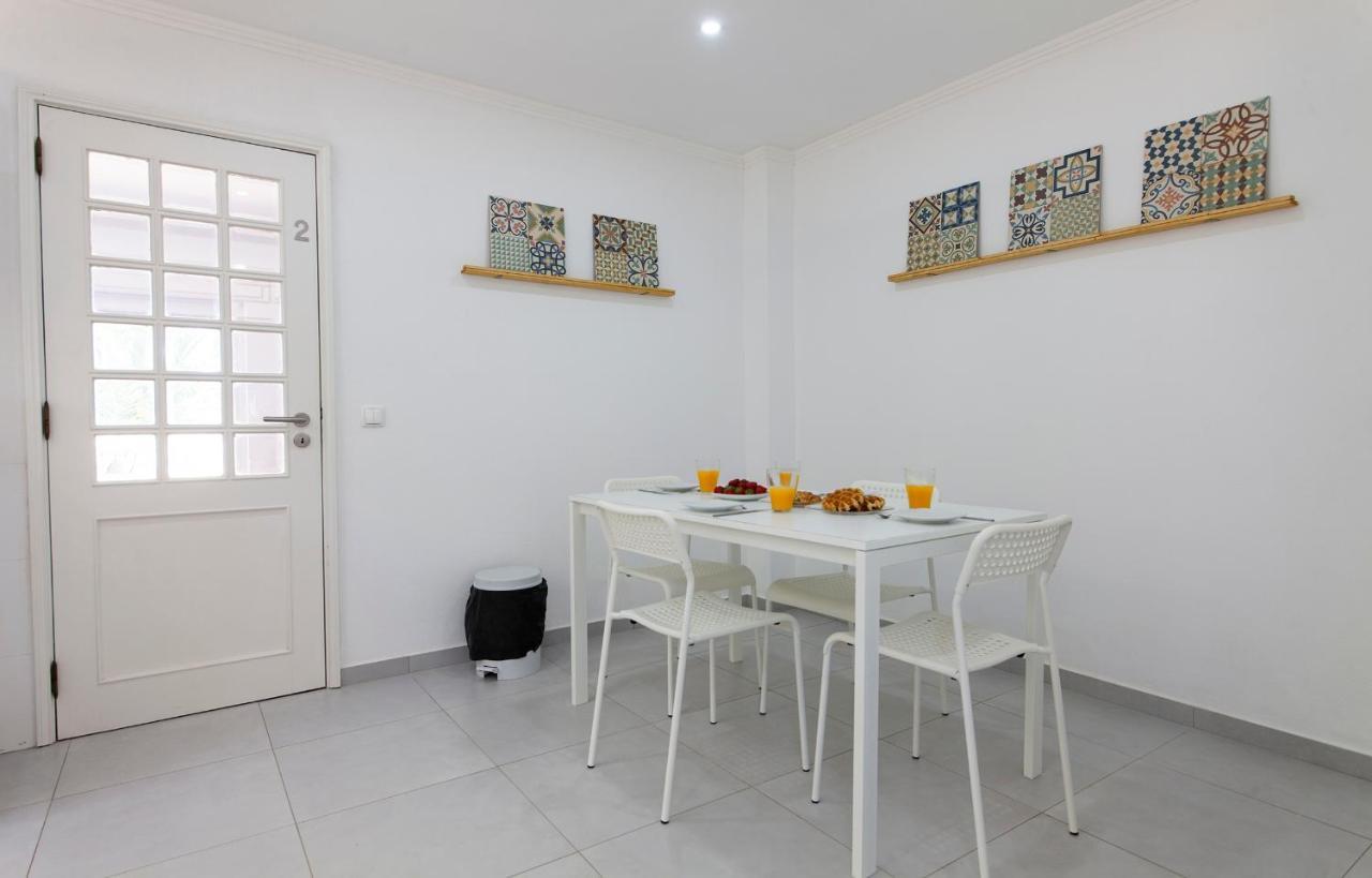 N - Astonishing Bay View Guesthouse Lagos Ngoại thất bức ảnh