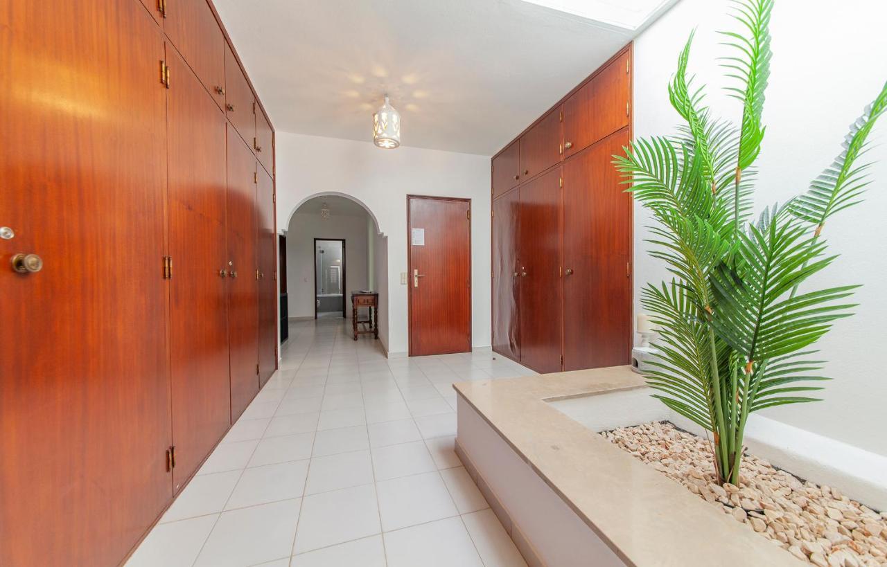 N - Astonishing Bay View Guesthouse Lagos Ngoại thất bức ảnh
